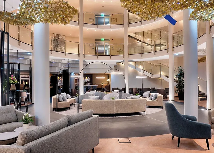 Welcome Hotel 4*